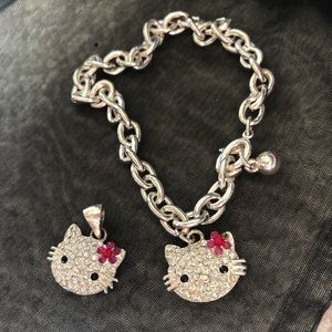 Hello Kitty chain link bracelet and charm